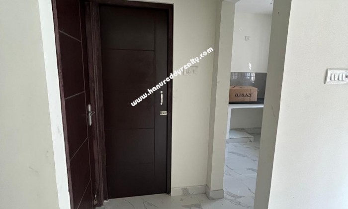 3 BHK Flat for Sale in Maduravoyal